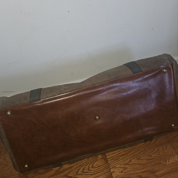 Vintage L.L. Bean XLarge Canvas & Leather Duffle Bag – Green Army - Picture 5 of 10